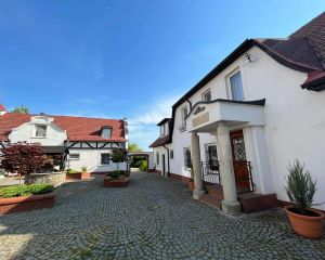 Dworek